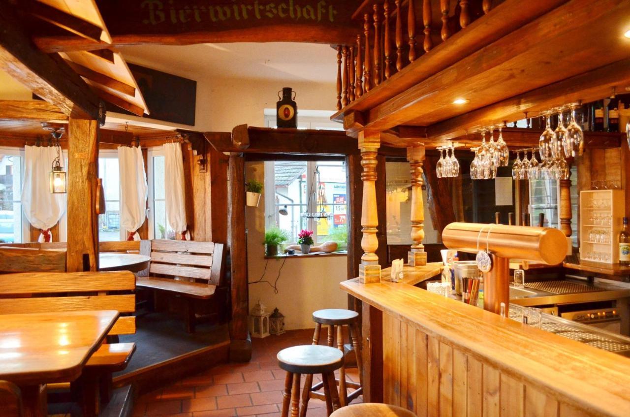 Hotel "Cafe Verkehrt" - Wellcome Motorbiker, Berufsleute Und Reisende Im Schwarzwald Oberhof  المظهر الخارجي الصورة